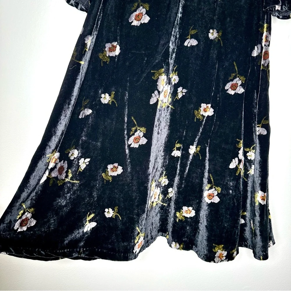 Free People Black Velvet Floral Mini Dress Size 0 - Picture 8 of 14